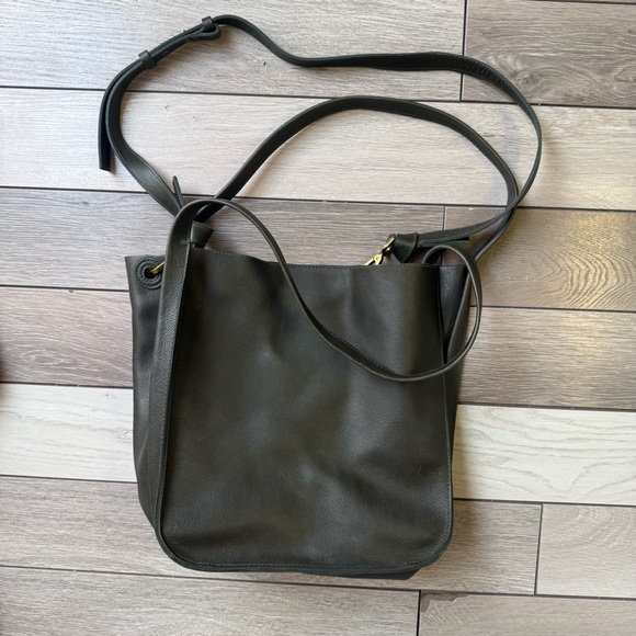 Madewell Green Tote Bag with Dual Handles and Structured Design - Picture 5 of 11
